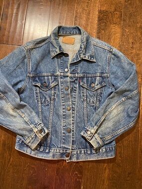 Vintage 70s Levi’s Denim Trucker Jacket Size 40 70505 0217 Retro